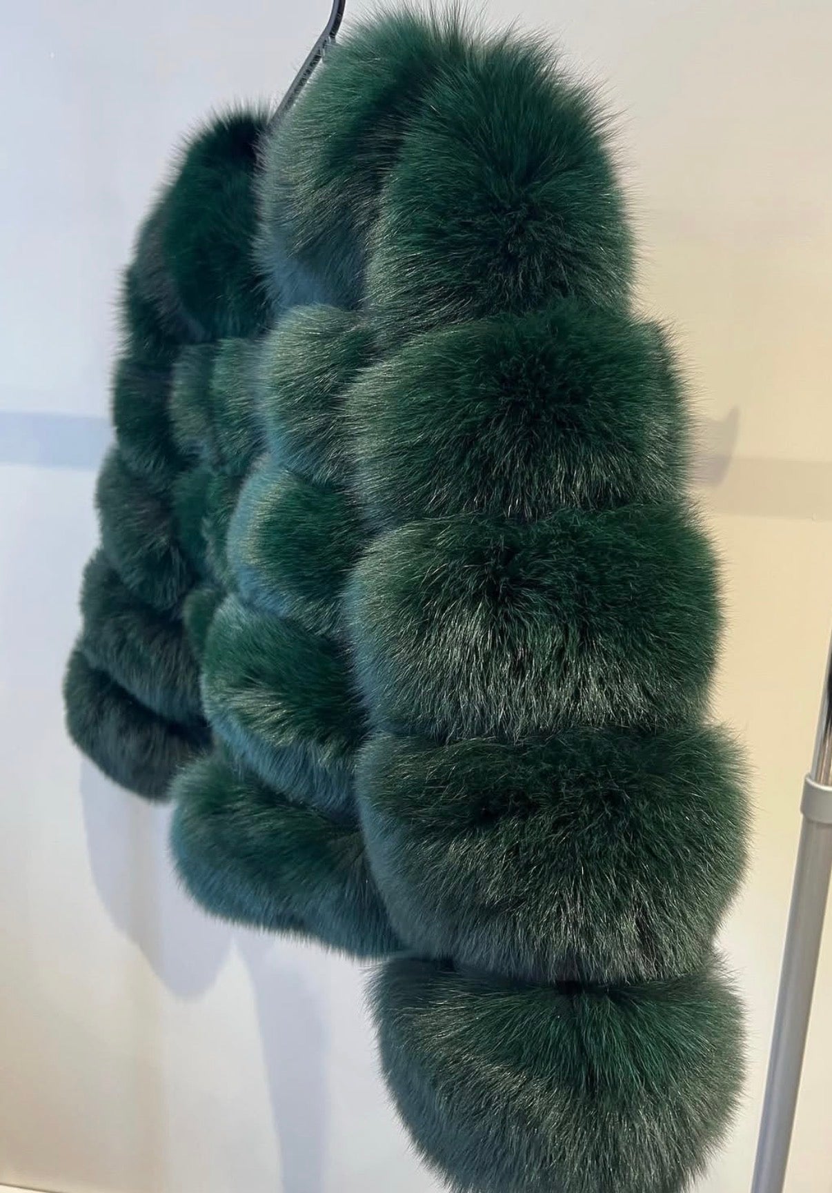 Premium fox fur 5 row cropped sleeve - Colours