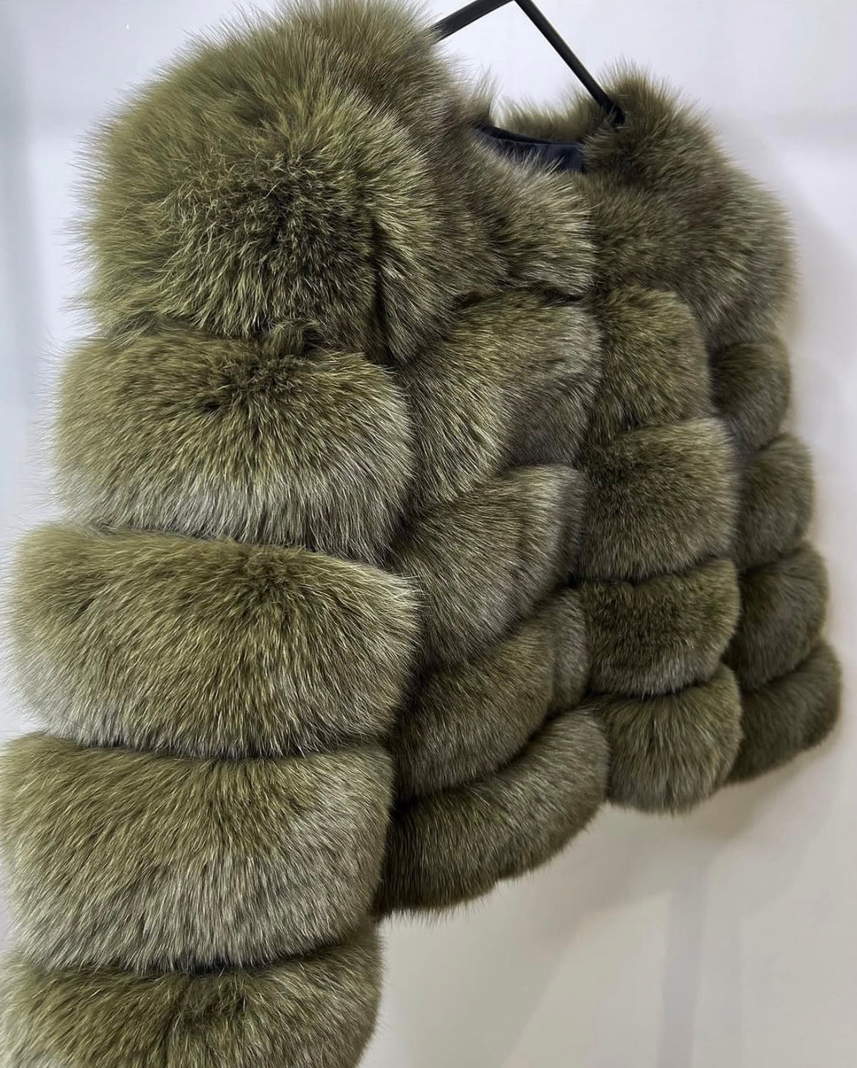 Premium fox fur 5 row cropped sleeve - Colours