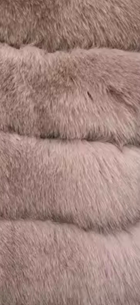 Children’s fox fur Gilet